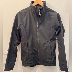 Black North Face Layering Shell - Women’s Size Small - Like New